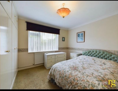 1 master bedroom available  Main Photo