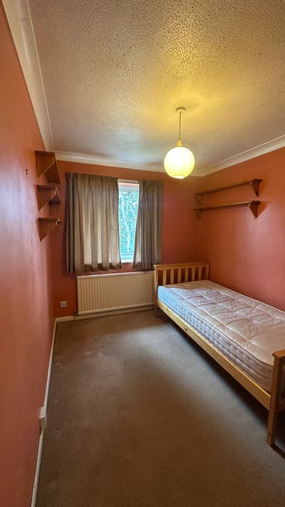Furnished Single Room in Shared House – Bills Incl Main Photo