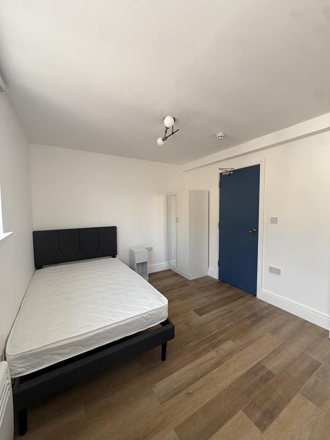 Rooms in Aldershot Main Photo