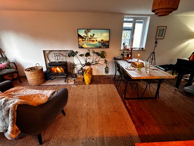 Single room available  Main Photo