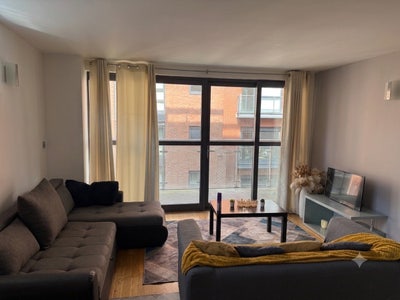 2 Bed apartment Manchester City cetre Main Photo