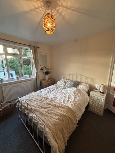 Double  Room Available in Cowley House Share Main Photo