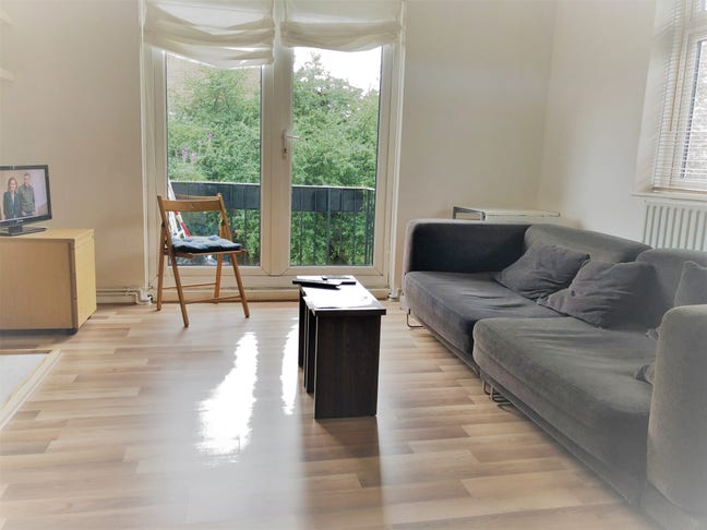 Excellent Loc Large 1Bed Penton Place Kennington  Main Photo