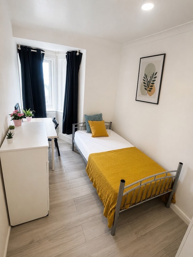 Amazing Single Room 7’ to Wemblwy Park  Main Photo