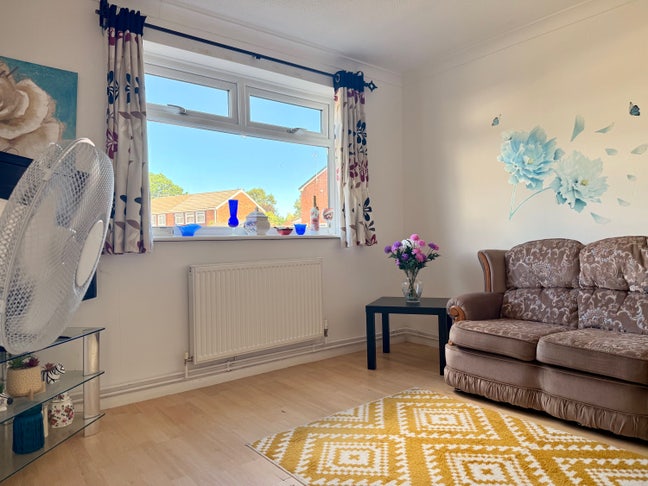 Serviced Accommodation close to hospital Main Photo