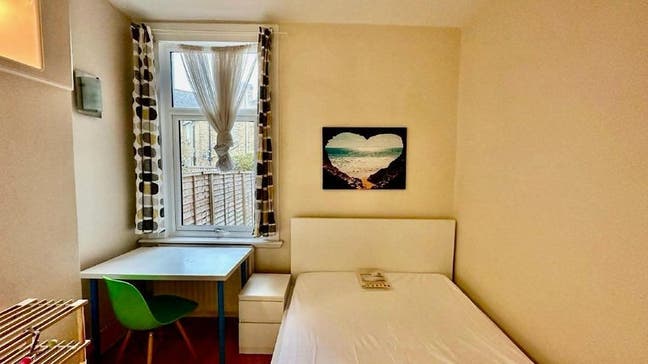 🏡 Homely Garden-View Room for Professional 🏡 Main Photo