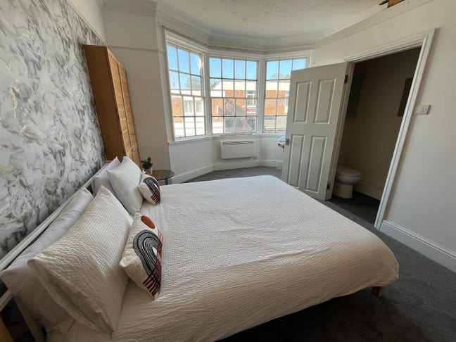 Front St | Ensuite Room | Heart Of Acomb Main Photo