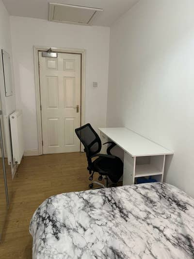  2 Rooms Available in NG2 4BU - Bills Included Main Photo