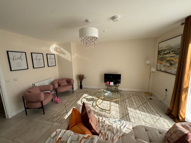Modern 2-Bed Apartment in Bucksburn Main Photo