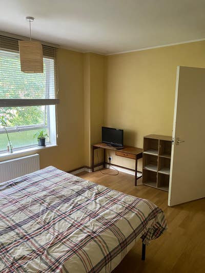 Large Double Room for a Single Occupant Main Photo