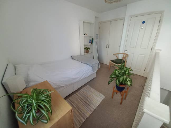 Bright Single Room Near Sea Main Photo