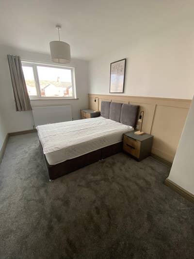 Stunning New Ensuite Room  Main Photo