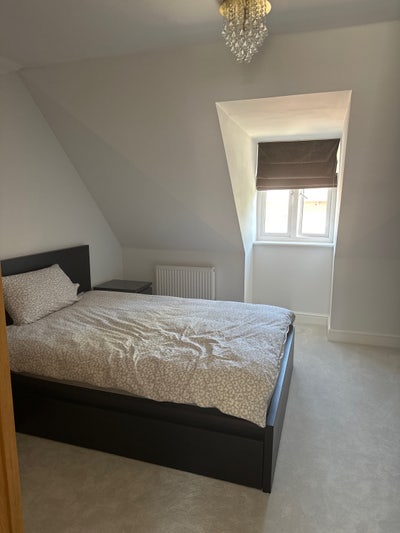 Amazing large  double room with family bathroom  Main Photo