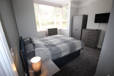 High Quality En suite Rooms To Let  Main Photo