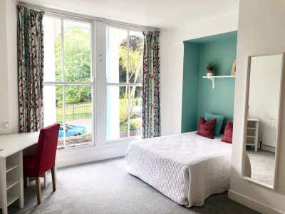 Double Room with Ensuite - All Bills Inc Main Photo