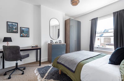 Spacious double in Balham- bills included! Main Photo