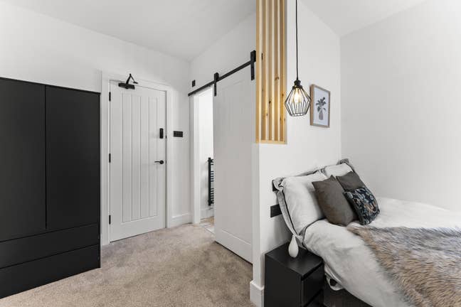 Modern Studios *All Bills included* Main Photo