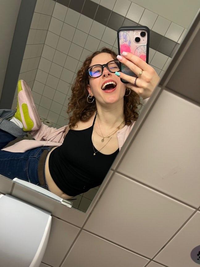 erasmus student looking for a room :) Main Photo