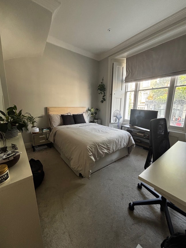 Large Double Room - Islington N7 Main Photo