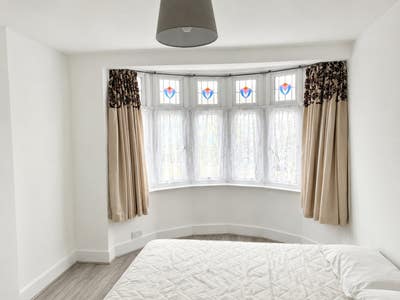✨ Spacious Double Room | Bills Included Main Photo