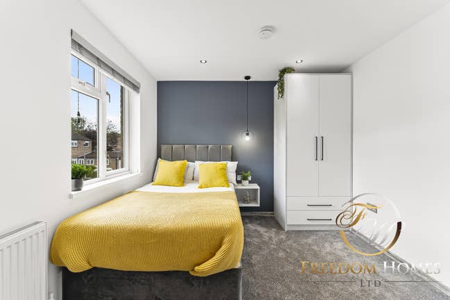 Large En-Suite Room in Paston PE4 Main Photo
