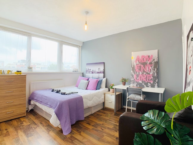 🔥Last Room Near Limehouse | MOVE ASAP!🔥 Main Photo