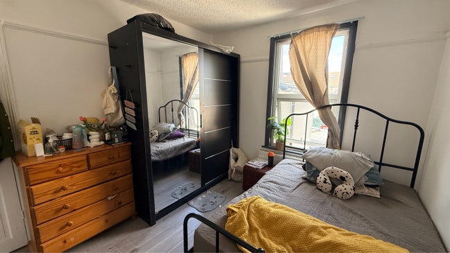 Double Room in Manor Park  Main Photo
