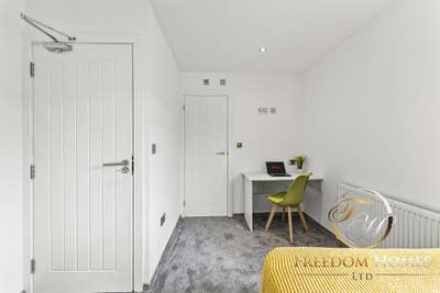 Large En-Suite Room in Paston PE4 Main Photo
