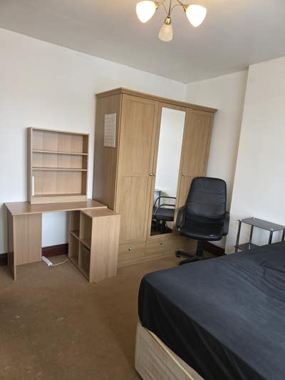Double room, furnished 160/week Main Photo