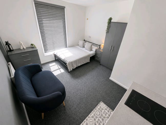 New Studios, Ensuite,Kitchenette (All Bills Inc) Main Photo