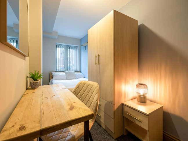 Ensuite Rooms Available 🏡 Bartholomew Road Main Photo