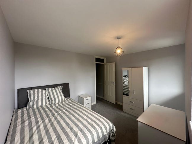 4 Stunning Double Rooms by Clapham Junction Main Photo