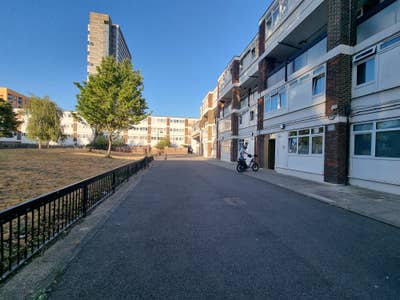 Spacious Double Room Available | Isle of Dogs, E14 Main Photo