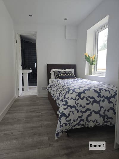 Single Room Ready to Move‼️ Main Photo