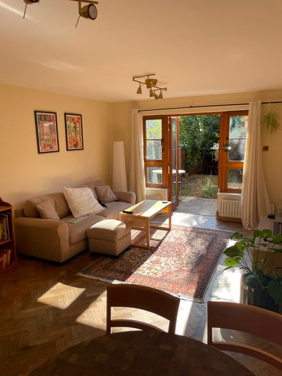 Double room in canalside house with garden Main Photo
