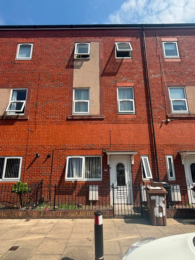 Double Room Available – Litherland | All Bills Inc Main Photo