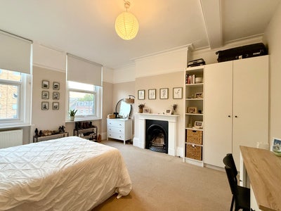 Large Double Room on Holloway Road❤️‍🔥 Main Photo
