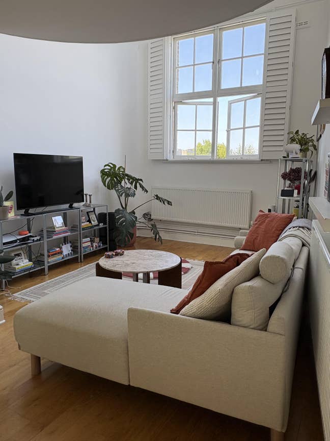2 bedroom sublet in Victoria Park (E3) Main Photo