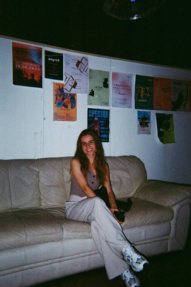 Looking for a room  Main Photo