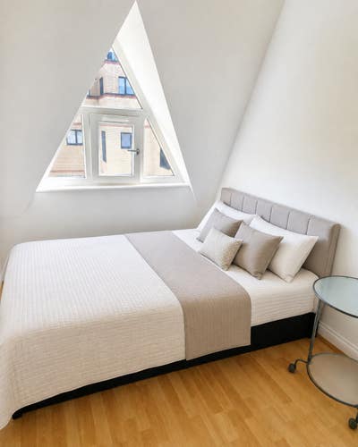 **Executive Penthouse Room Main Photo