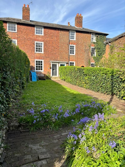 Georgian townhouse almost to yourself Main Photo