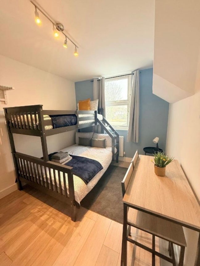 🛏️ ✨ Ensuite Room to Let in Tottenham Main Photo