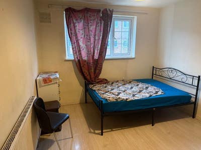  Large Double Room Available in (E6 6DF) Main Photo