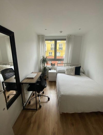 Room available in Islington Main Photo