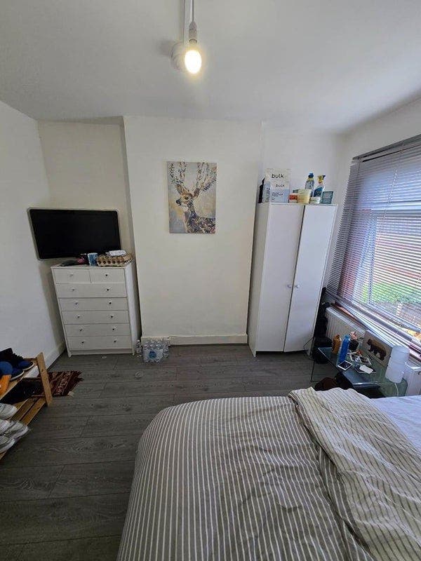 2 double rooms to let in Harrow & Weald Main Photo