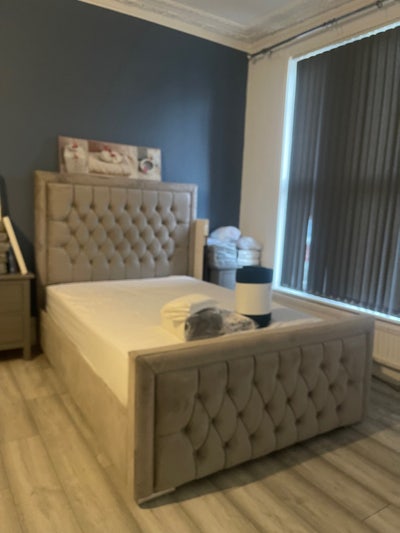 Large rooms to let  Main Photo
