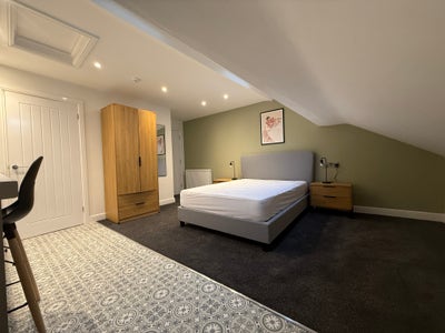  City Centre Living Luxury Studios Room Main Photo