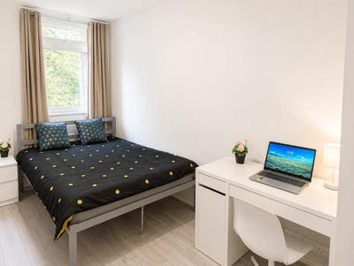 Big Room+Pvt Garden nr Nine Elms 🌿🏡✨ Main Photo