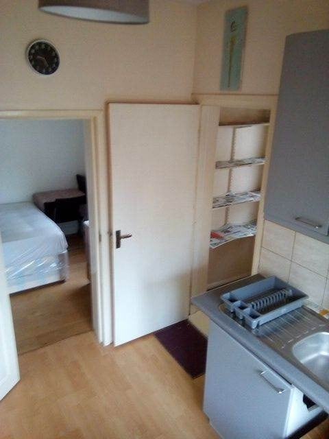 Furnished Studio Flat | Bills included | UB8 3LA Main Photo