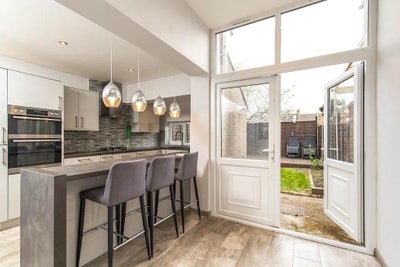 A large shared room available for a male. Main Photo